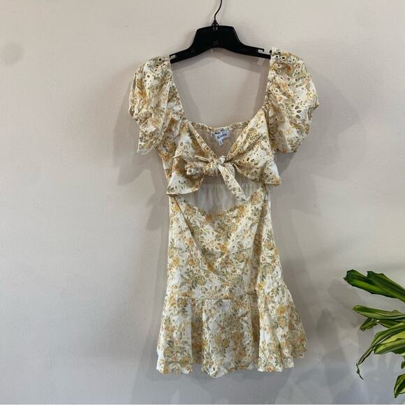 En Saison Floral Eyelet Mini Dress Puff Sleeve Cottagecore XS - Picture 4 of 10